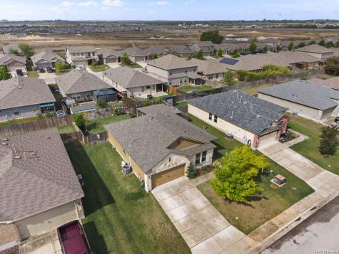 2610 Lonesome Creek Trail New Braunfels TX 78130