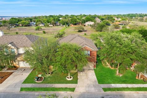 5124 Eagle Valley Street Schertz TX 78108