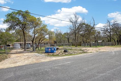 1707 Medina Circle San Antonio TX 78264