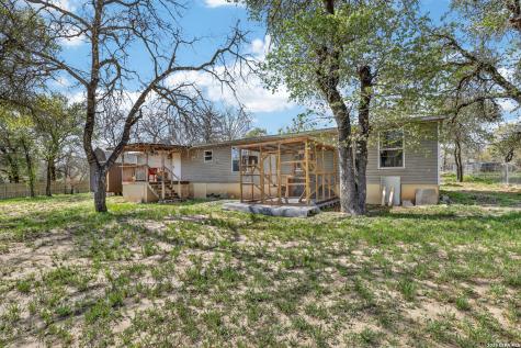 1707 Medina Circle San Antonio TX 78264