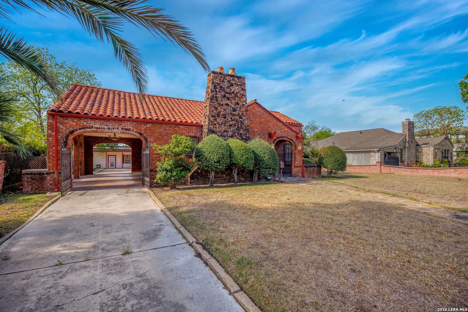 2150 W Summit Avenue San Antonio TX 78201