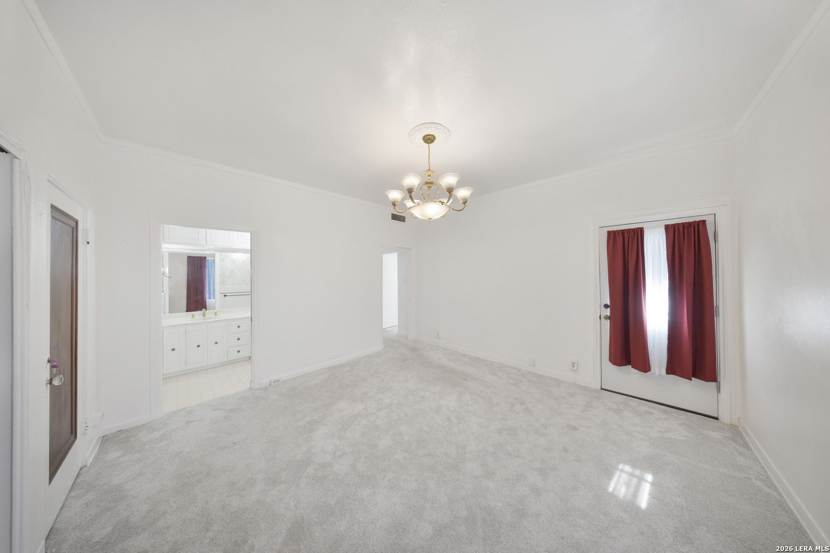 2150 W Summit Avenue San Antonio TX 78201