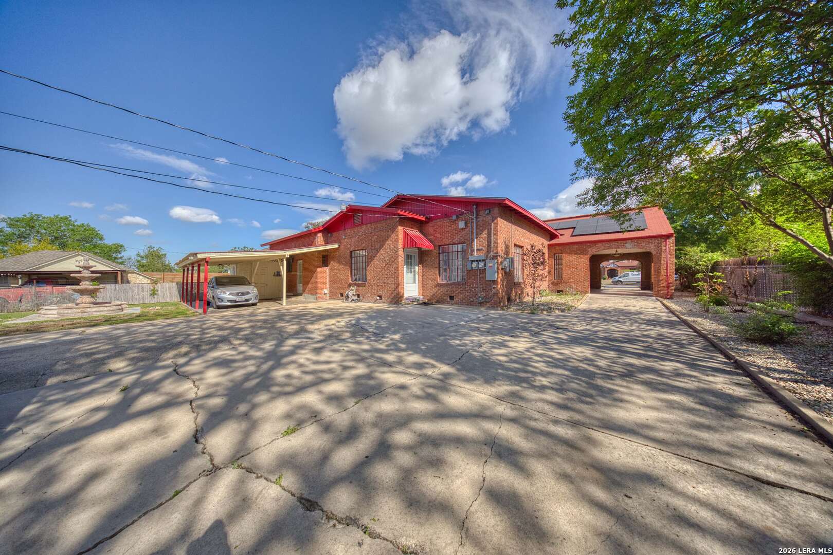 2150 W Summit Avenue San Antonio TX 78201