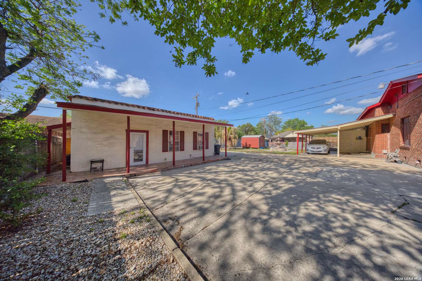 2150 W Summit Avenue San Antonio TX 78201