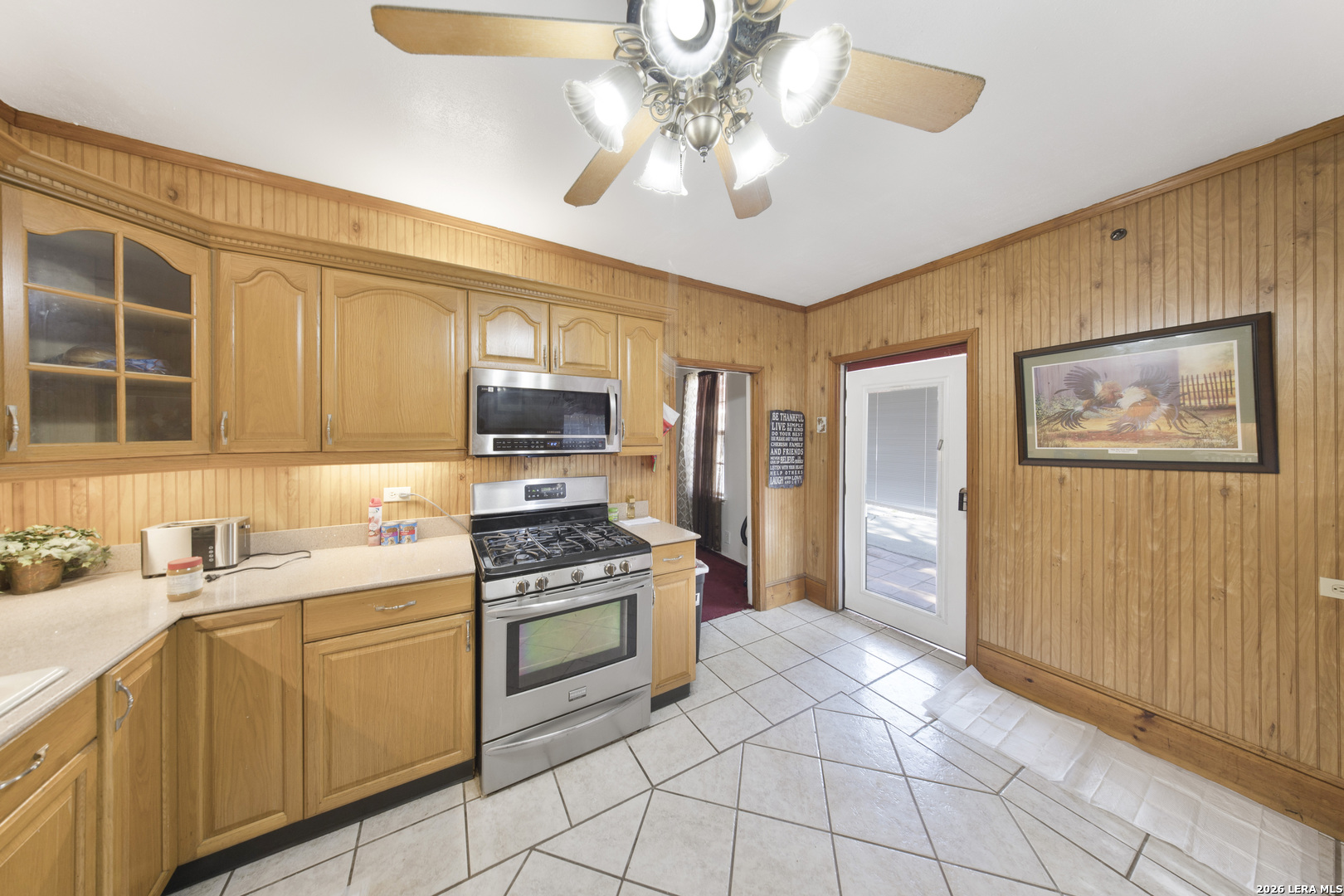 2150 W Summit Avenue San Antonio TX 78201