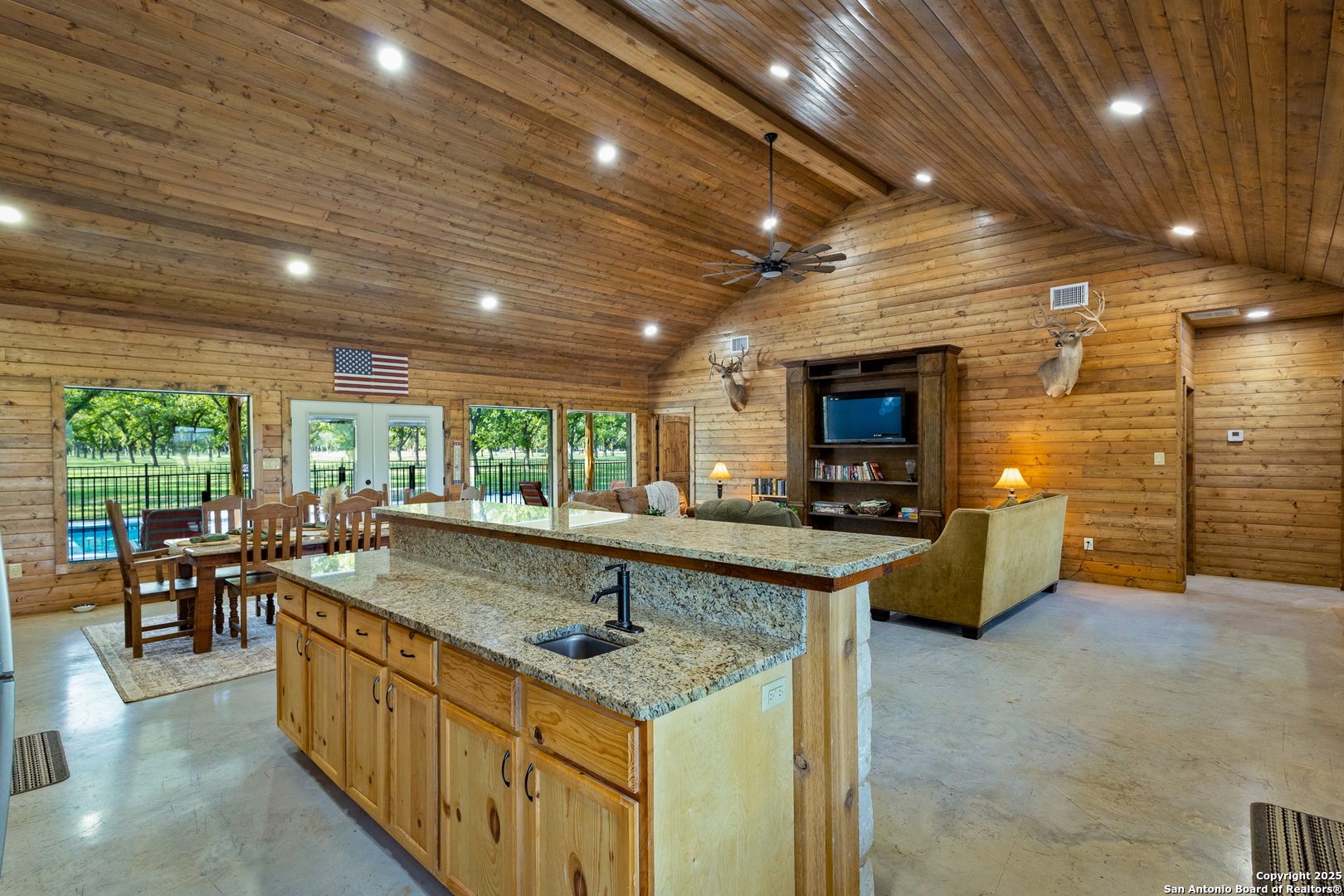 370 Johnny Seibert Lane Leakey TX 78873