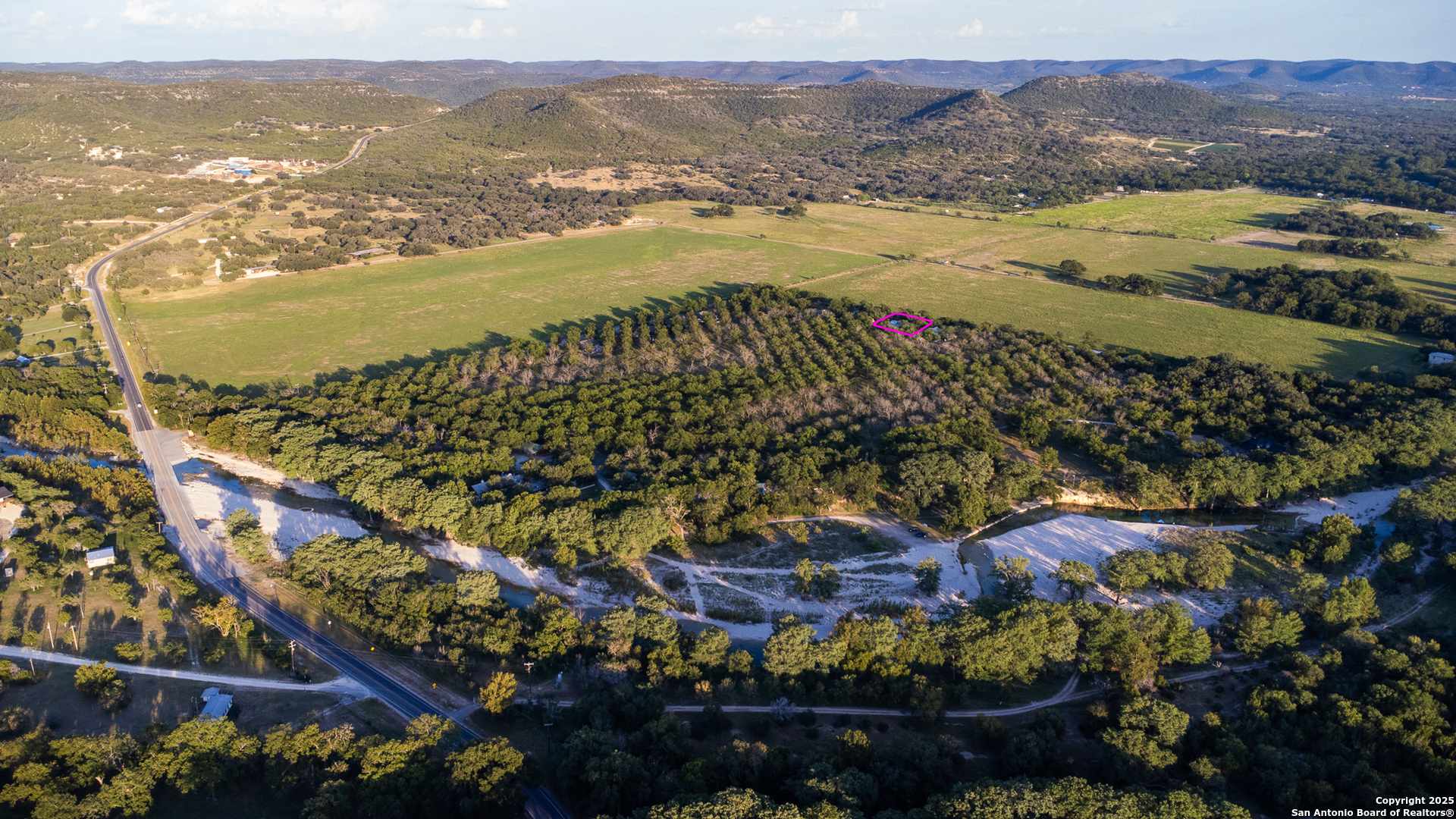 370 Johnny Seibert Lane Leakey TX 78873