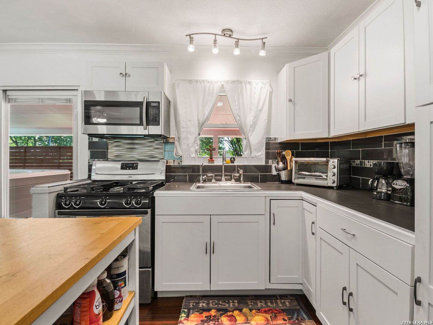 430 Sandalwood San Antonio TX 78216