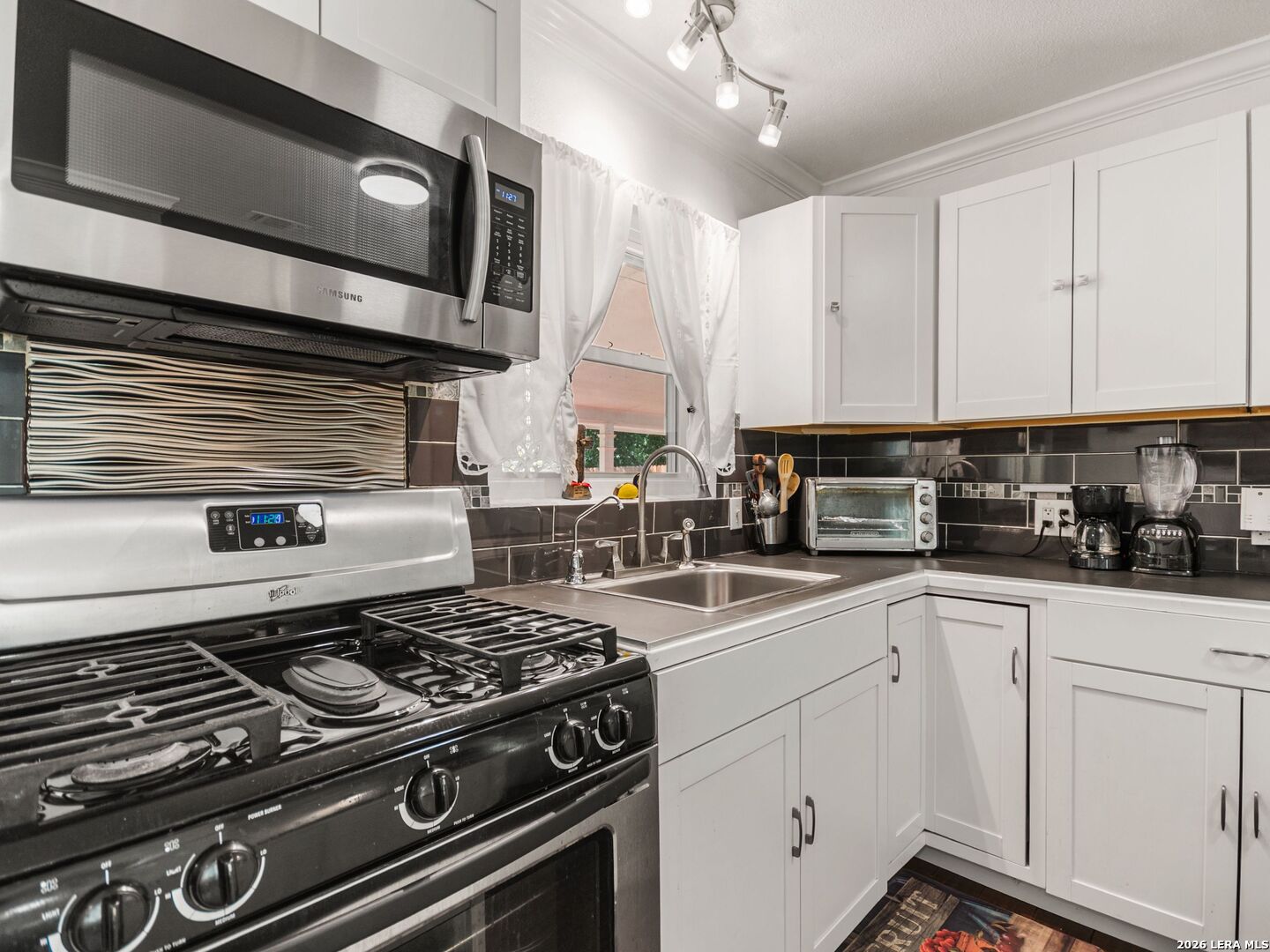 430 Sandalwood San Antonio TX 78216