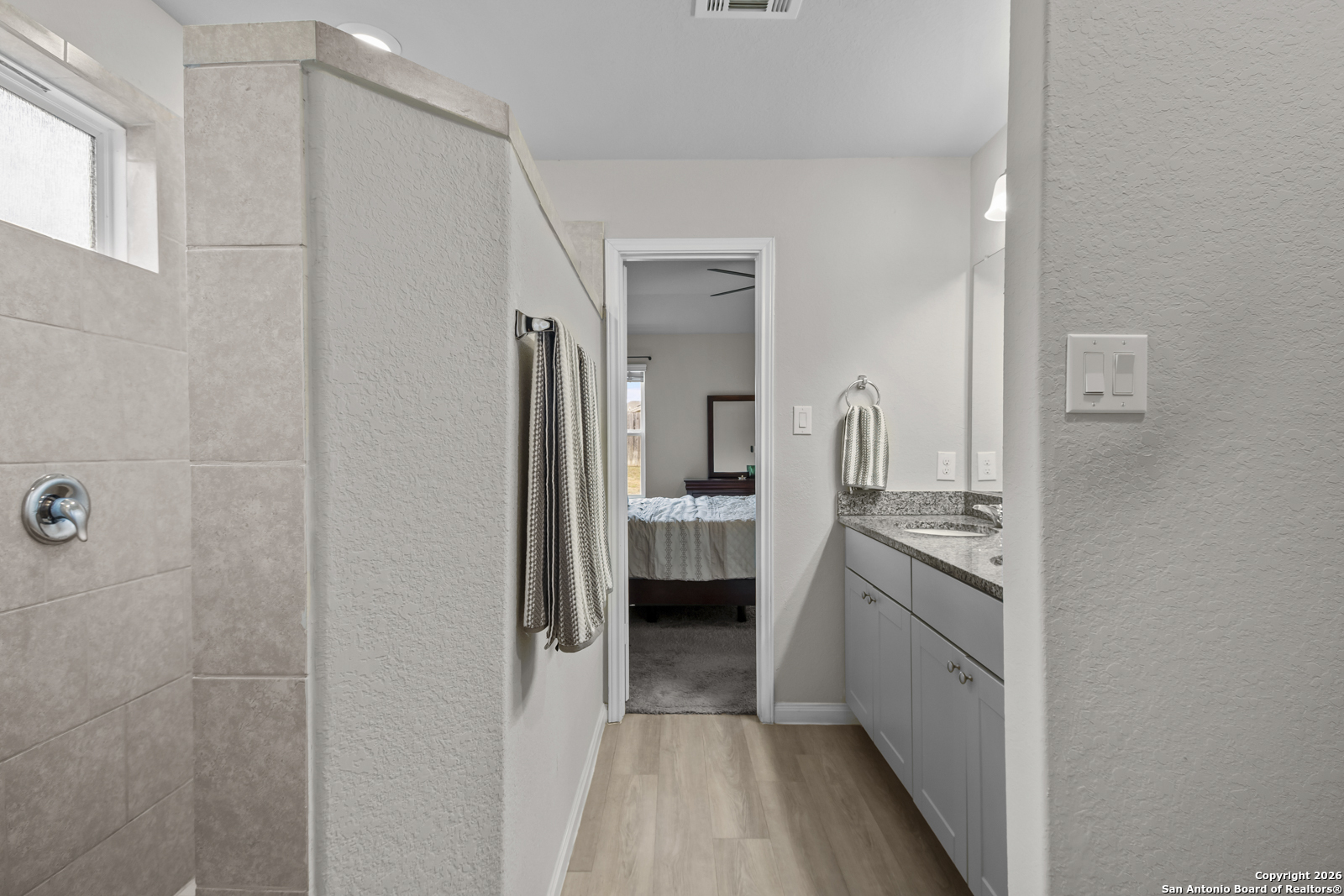 6651 Beehive San Antonio TX 78252