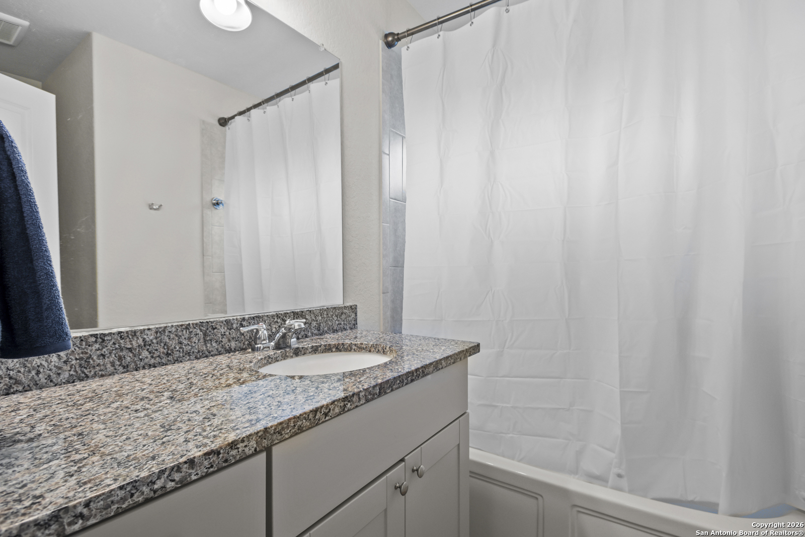 6651 Beehive San Antonio TX 78252