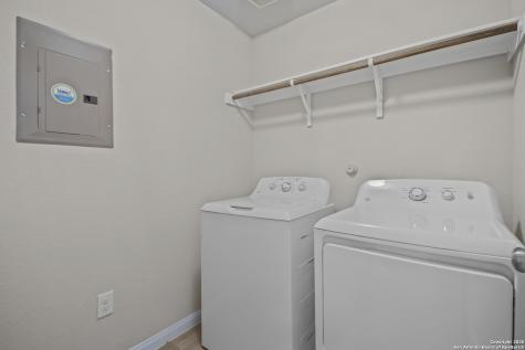 6651 Beehive San Antonio TX 78252