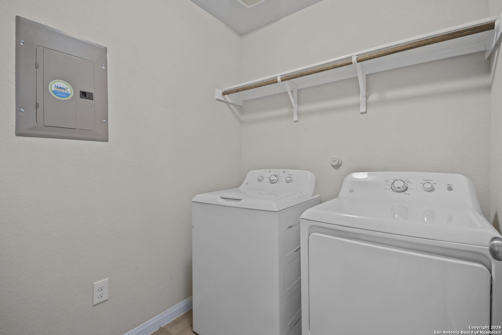 6651 Beehive San Antonio TX 78252