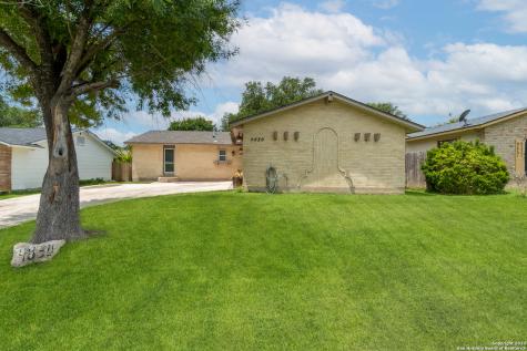4830 Casa Bello Street San Antonio TX 78233