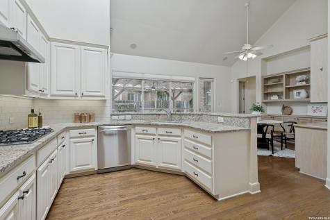 79 Longsford San Antonio TX 78209