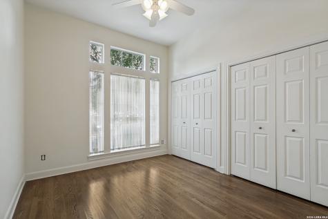 79 Longsford San Antonio TX 78209