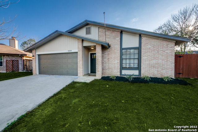 9203 Ridge Square Street San Antonio TX 78250