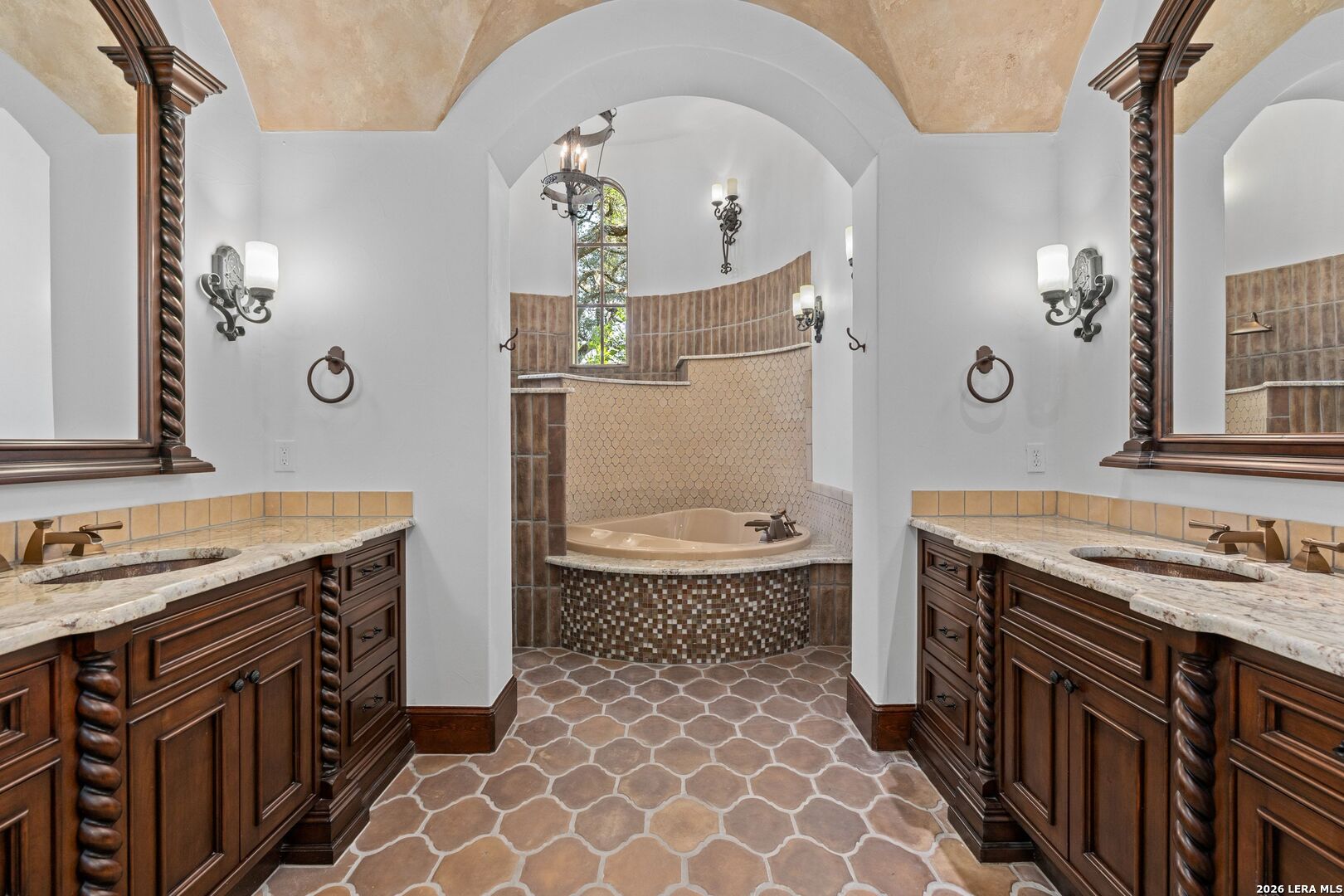 211 Augusta Boerne TX 78006