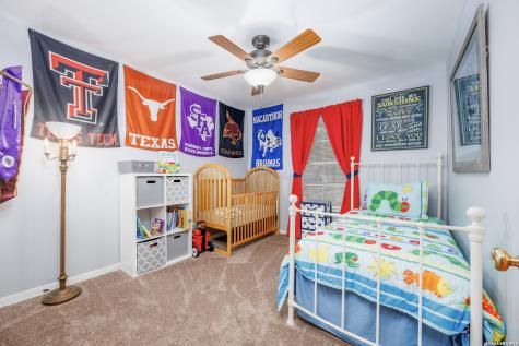 9715 La Rue San Antonio TX 78217