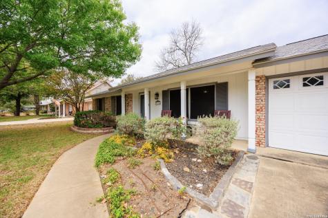 9715 La Rue San Antonio TX 78217