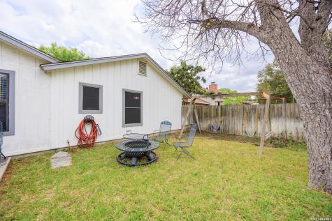 9715 La Rue San Antonio TX 78217
