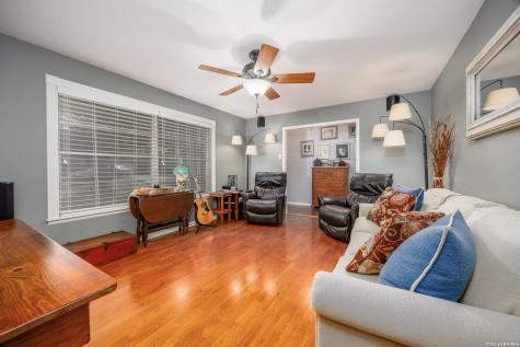 9715 La Rue San Antonio TX 78217