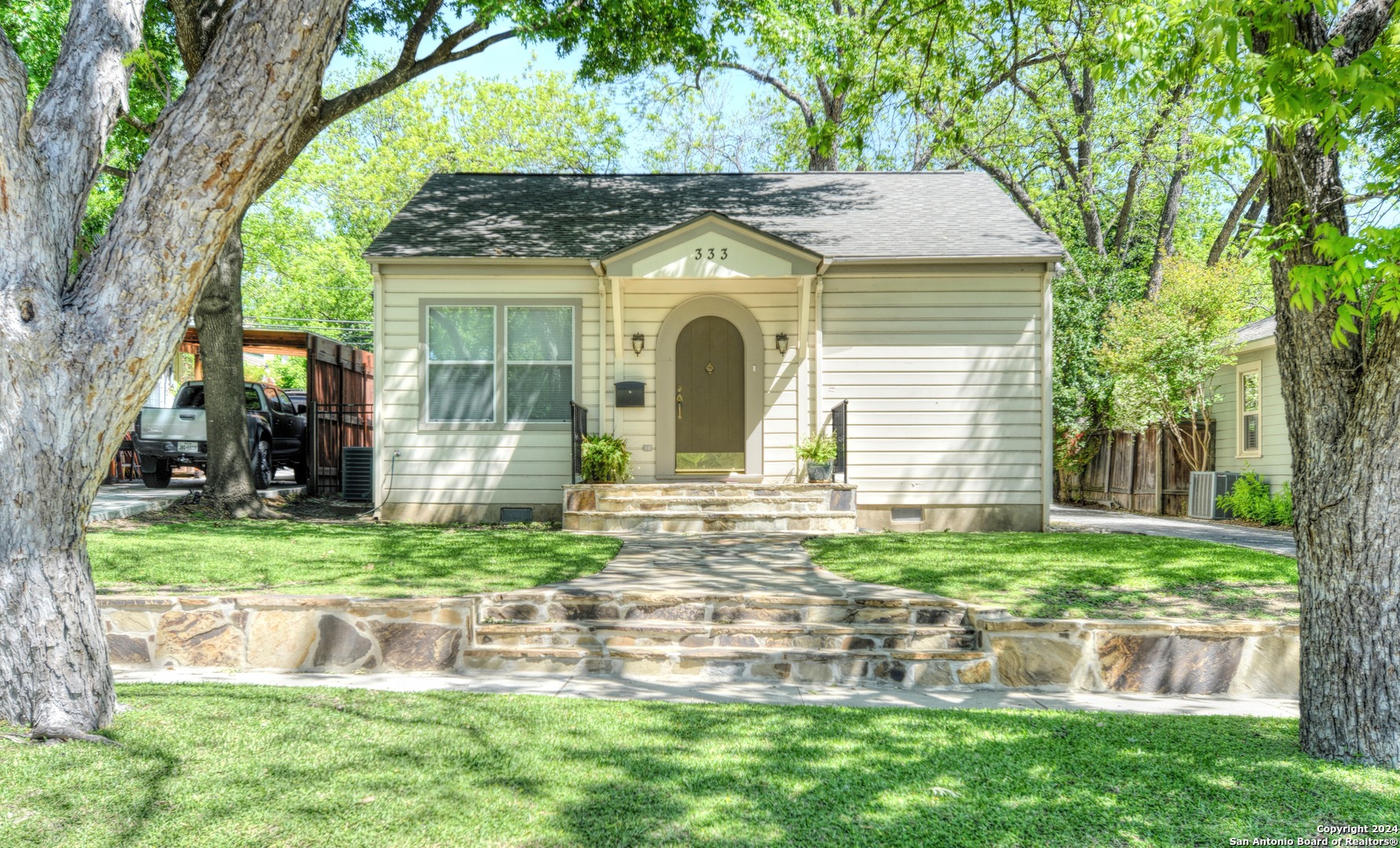 333 Redwood Street Alamo Heights TX 78209