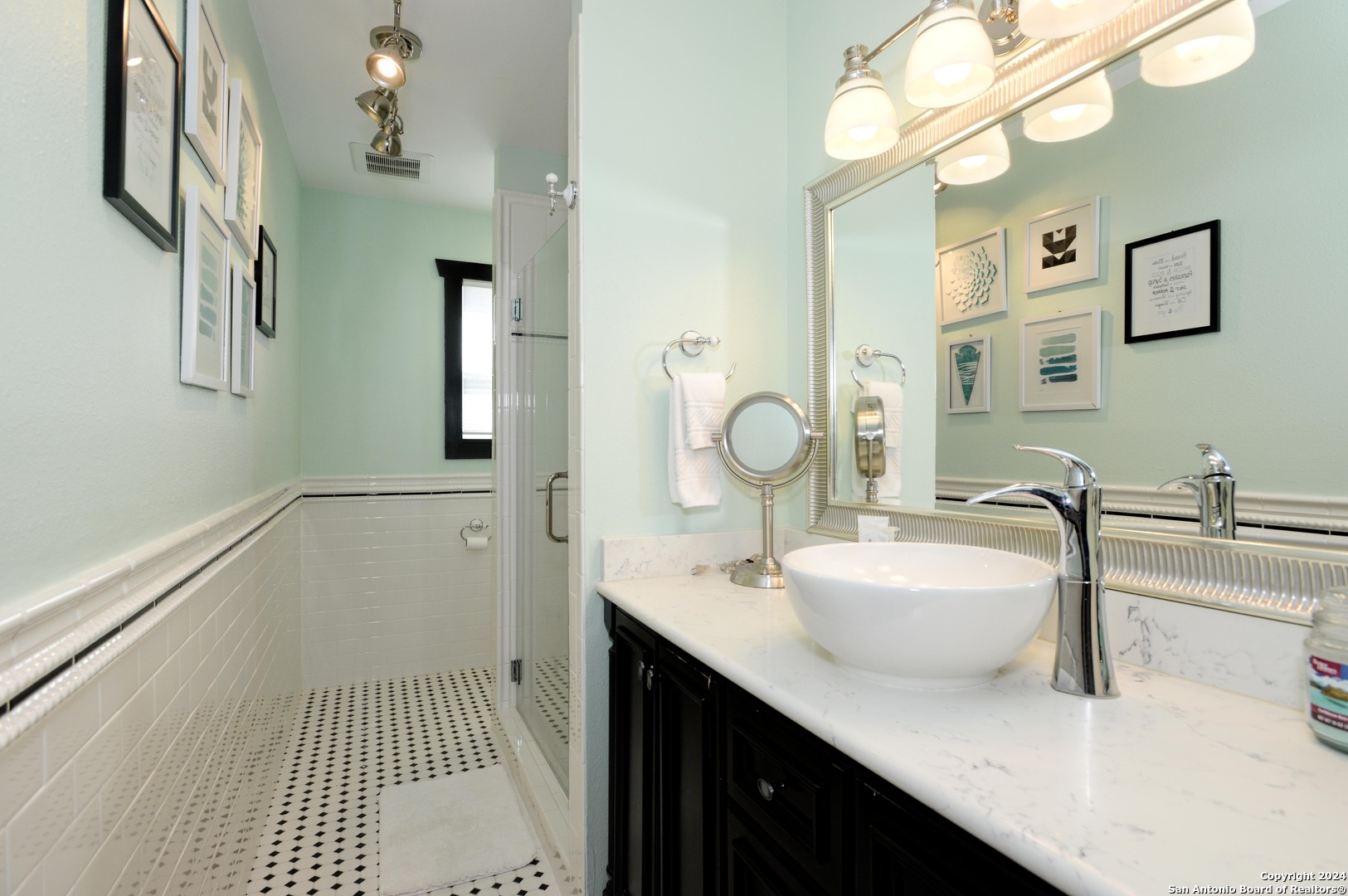 333 Redwood Street Alamo Heights TX 78209
