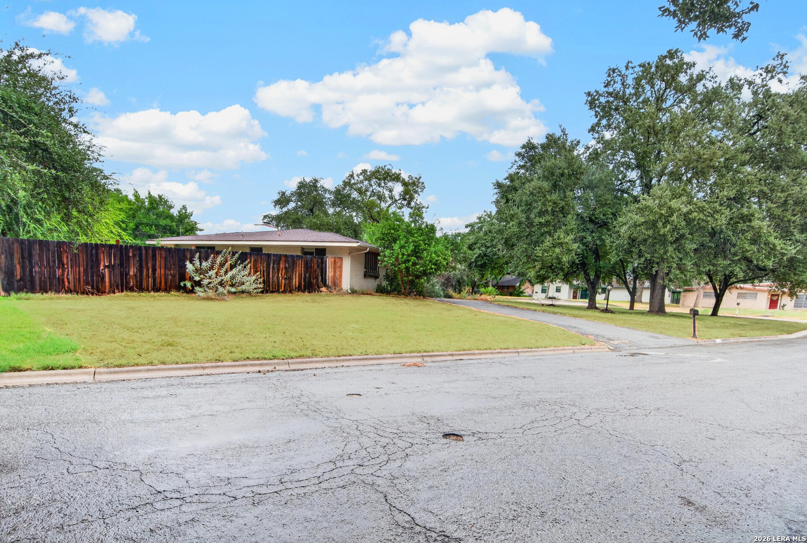 1 Buena Vista Circle Uvalde TX 78801