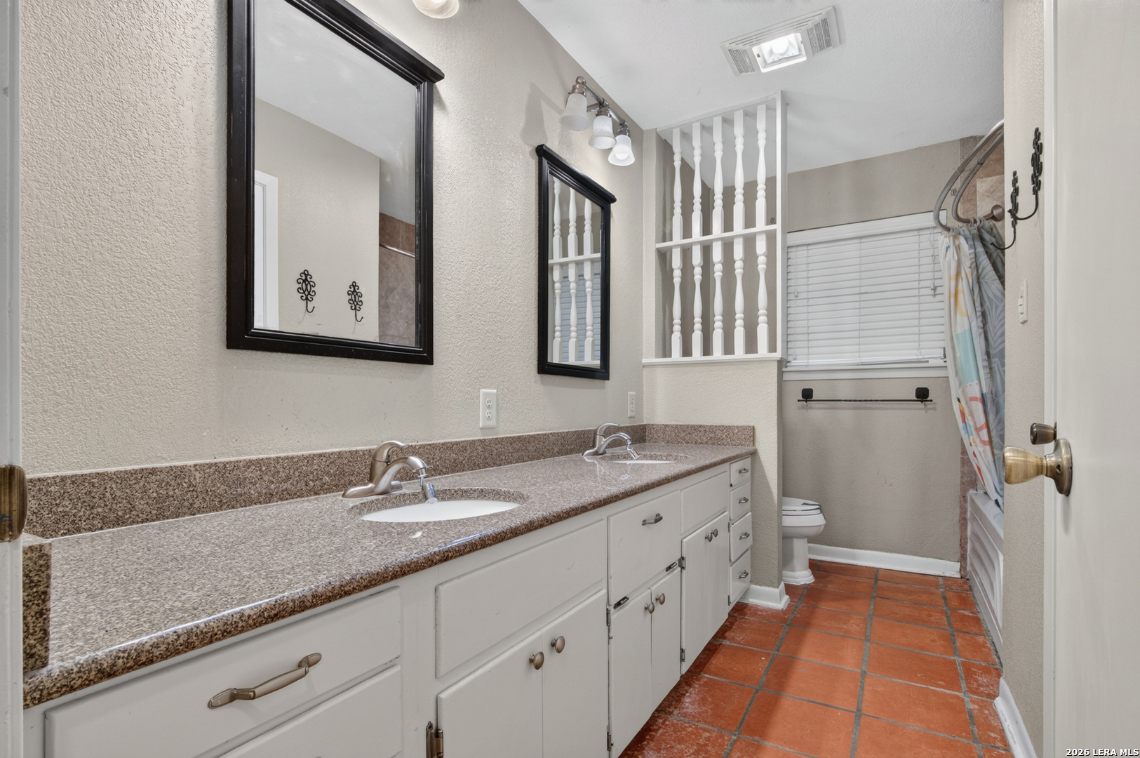 1 Buena Vista Circle Uvalde TX 78801