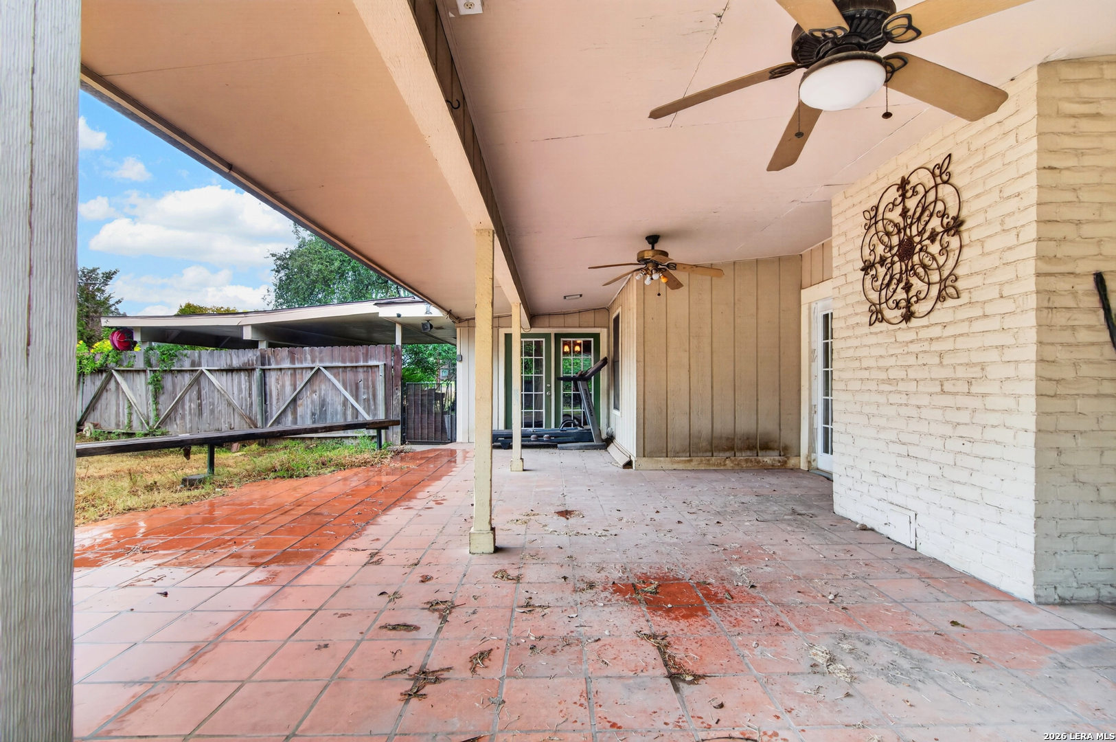 1 Buena Vista Circle Uvalde TX 78801