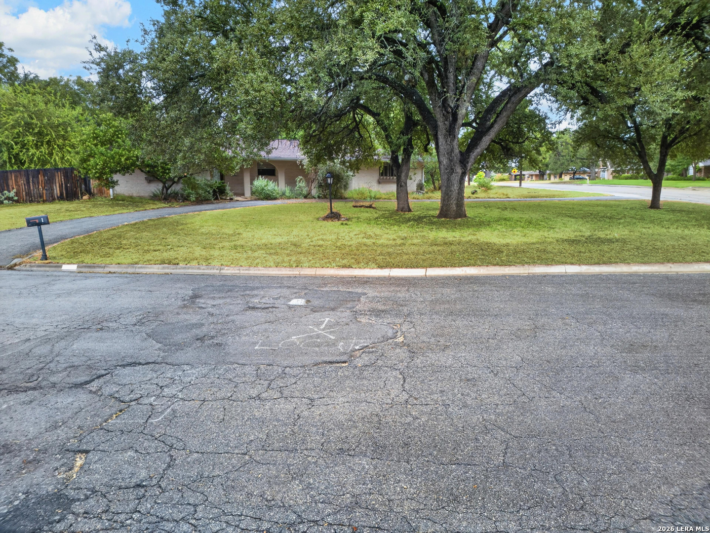 1 Buena Vista Circle Uvalde TX 78801