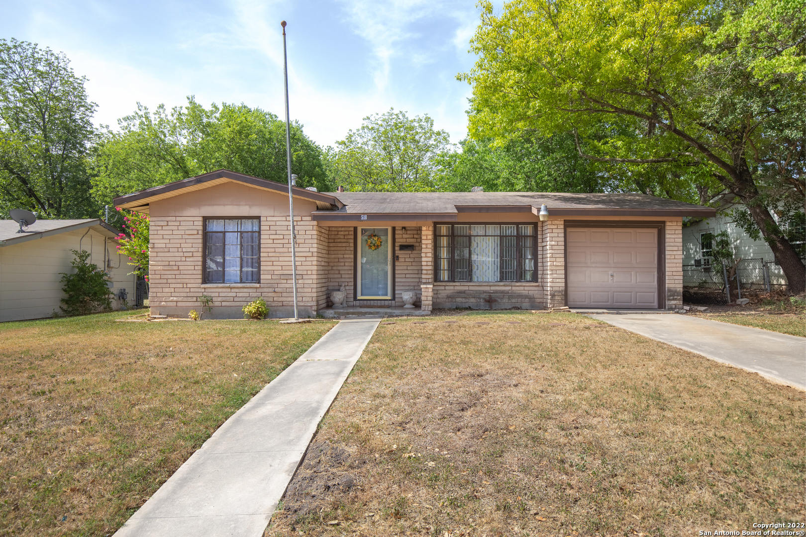 518 Adrian Drive San Antonio TX 78213