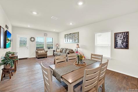 125 Legendary Trail Loop Floresville TX 78114