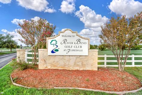 125 Legendary Trail Loop Floresville TX 78114