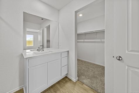 16075 Mahogany Way Elmendorf TX 78112