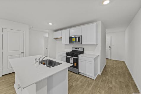 16075 Mahogany Way Elmendorf TX 78112