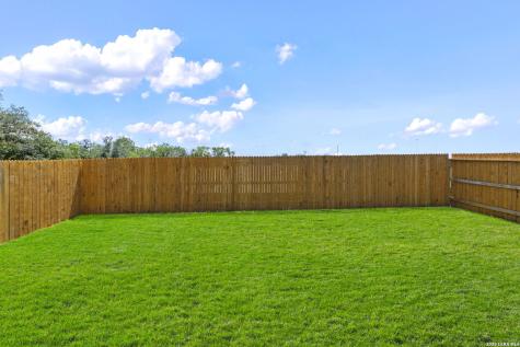 16075 Mahogany Way Elmendorf TX 78112