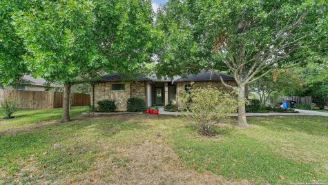 120 Tanglewood Drive Seguin TX 78155