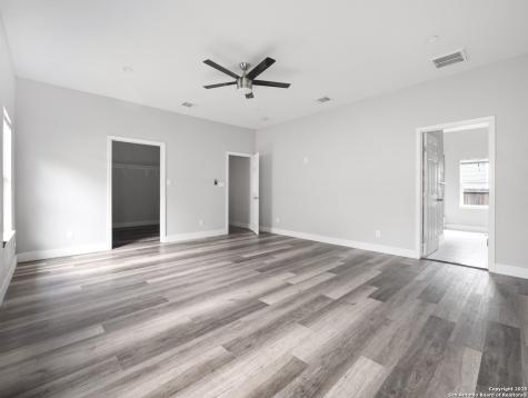 130 Vitra Place San Antonio TX 78210