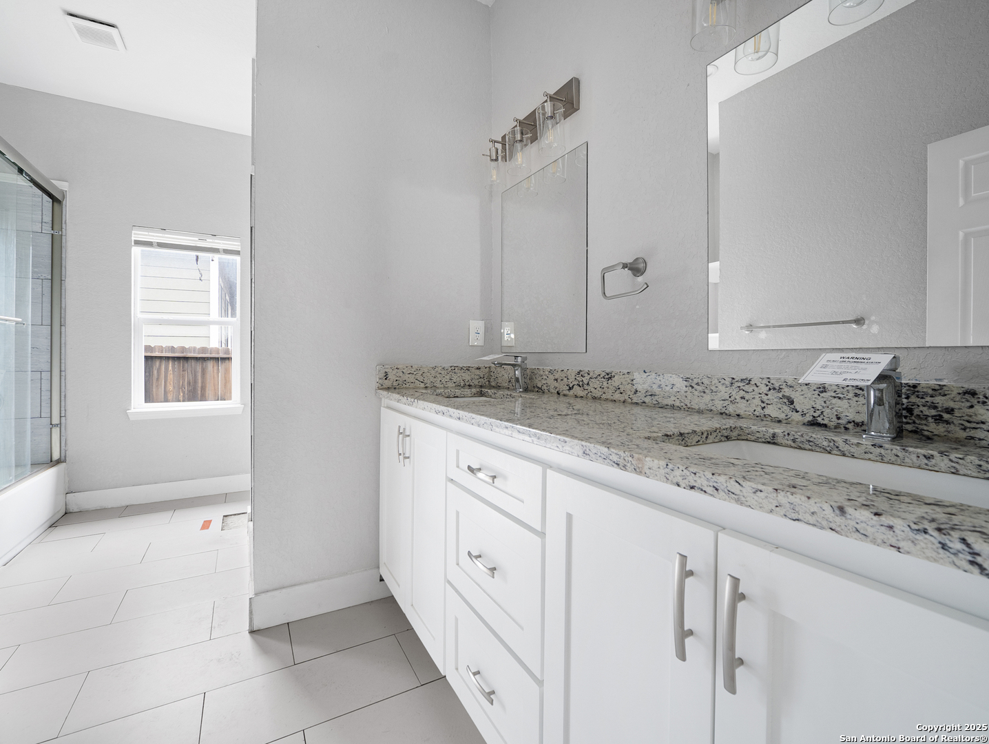 130 Vitra Place San Antonio TX 78210