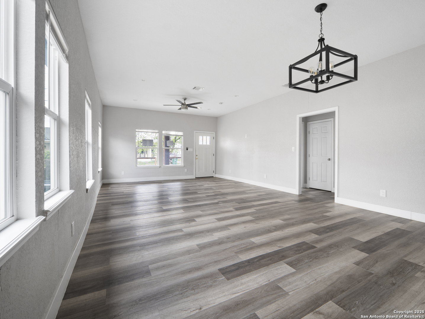 130 Vitra Place San Antonio TX 78210
