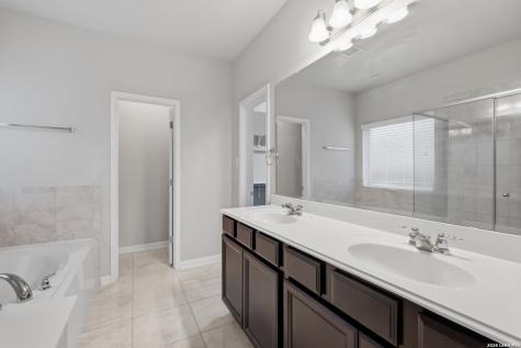 12323 Pecos Valley San Antonio TX 78254