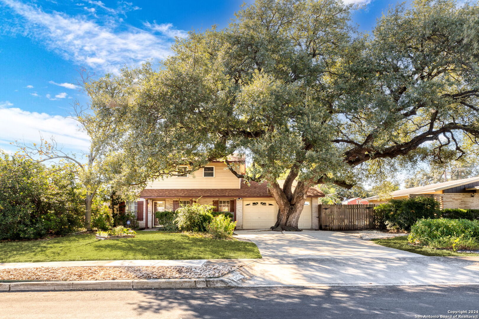 6414 Flint Rock Drive San Antonio TX 78238