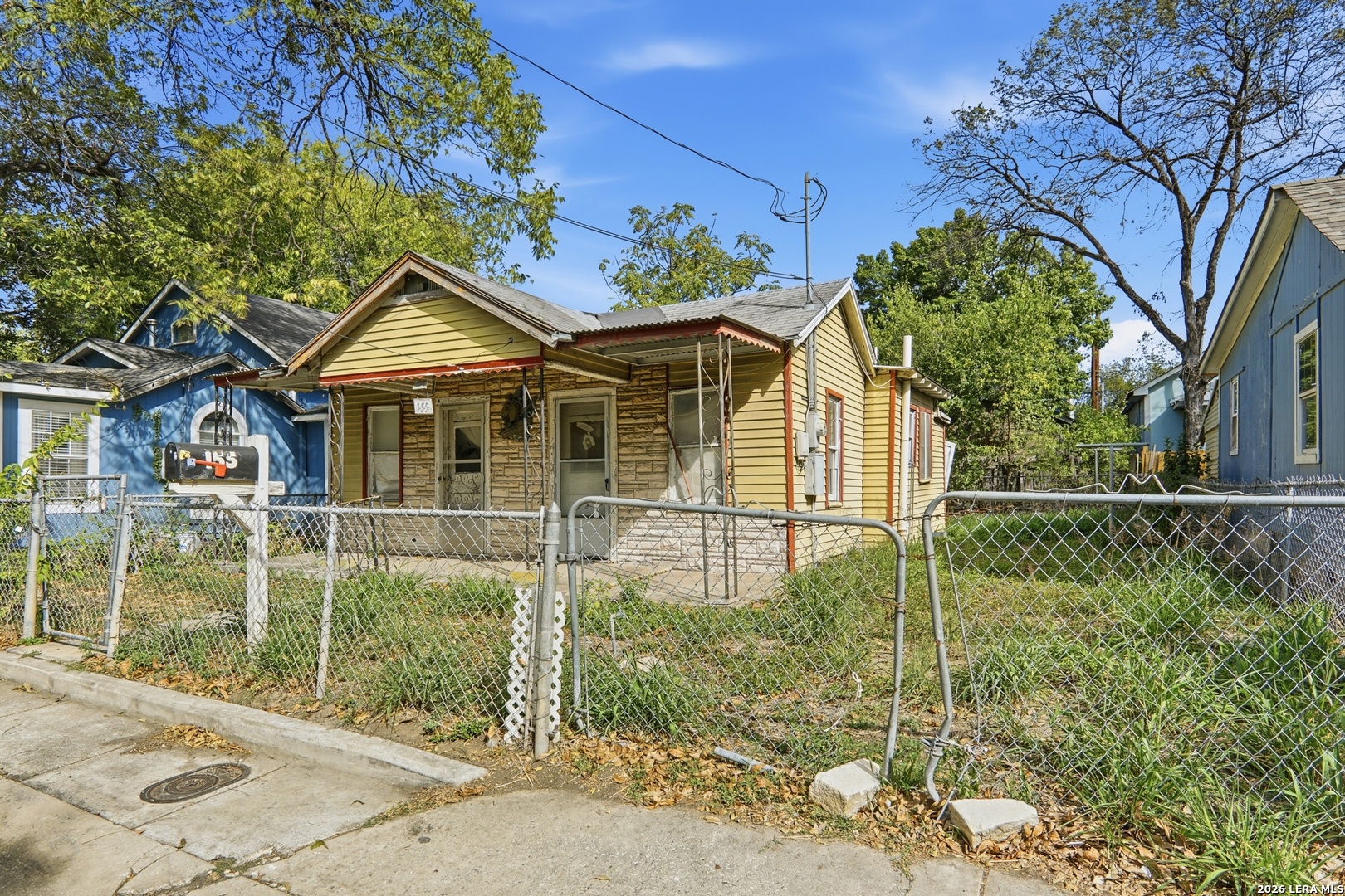 155 W Zavalla San Antonio TX 78204