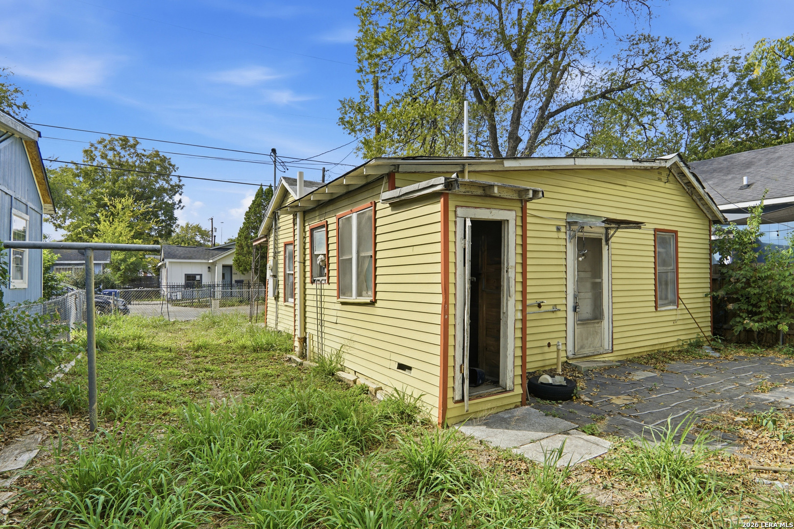 155 W Zavalla San Antonio TX 78204