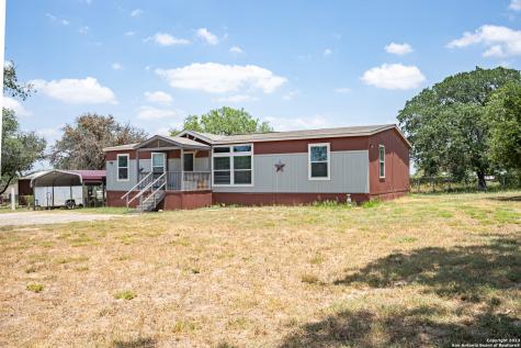 329 County Road 6847 Lytle TX 78052