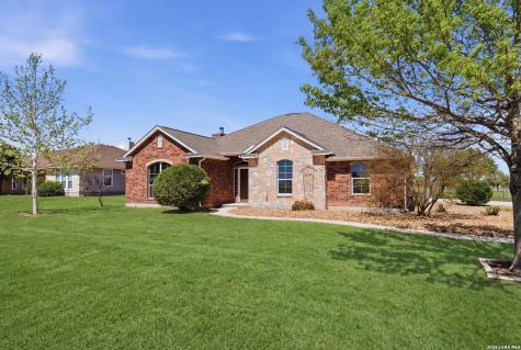 1265 County Road 4516 Castroville TX 78009