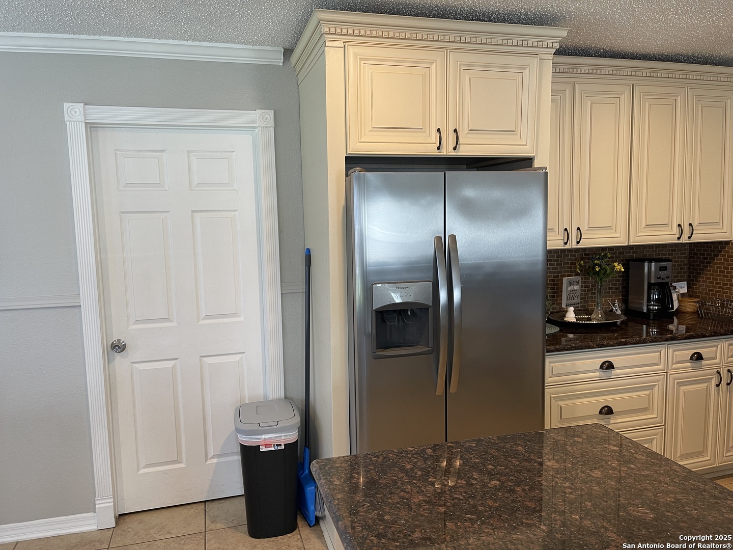 5519 Park Lake San Antonio TX 78244