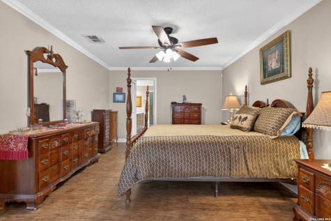 13318 Los Indios Street San Antonio TX 78233
